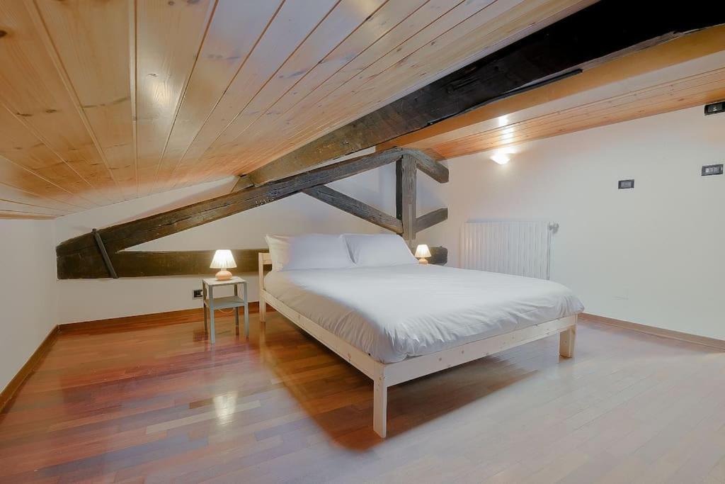 Nettuno 5 Stelle- Appartamento Elegante Con Suite โบโลญญา ภายนอก รูปภาพ
